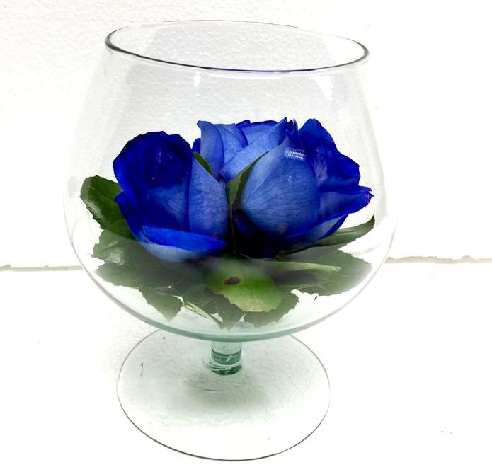 Copa con 3 Rosas Azules